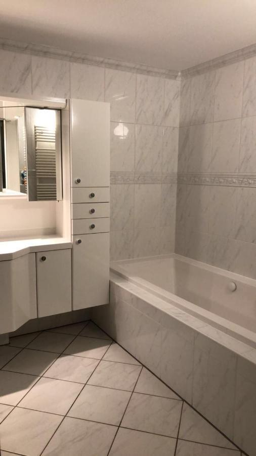 Grutsk Op 12 Bed & Breakfast Drachten Ngoại thất bức ảnh