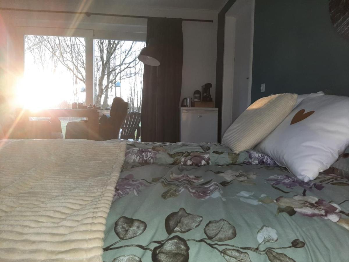 Grutsk Op 12 Bed & Breakfast Drachten Ngoại thất bức ảnh